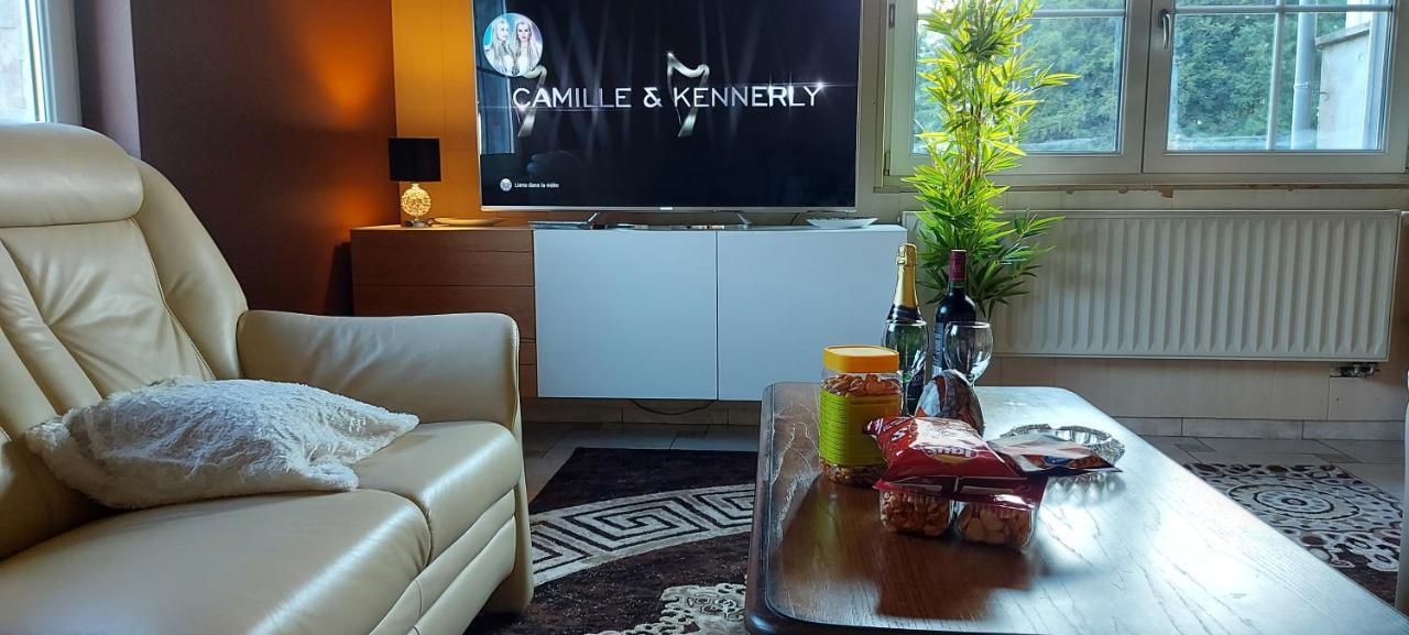 Nazareth Logement Un Magnifique Logement De Vacances Bastogne Exteriér fotografie